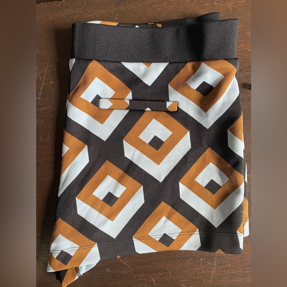 Diane Von Furstenberg Archive Diamond Printed Jogette Shorts - Picture 6 of 10